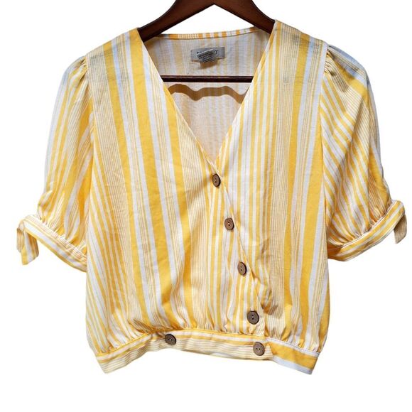 PASSPORT Stylish Stripe Print V-Neck Crop Top in Size L - Picture 1 of 5